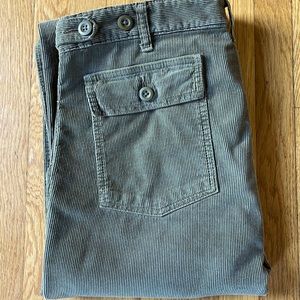 Hartford corduroy pants - olive.
